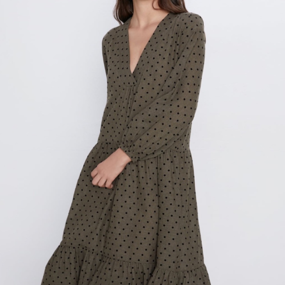 Zara Polka Dot V-Neck Long Sleeve Green Tiered Maxi Dress Womens M Boho Prairie